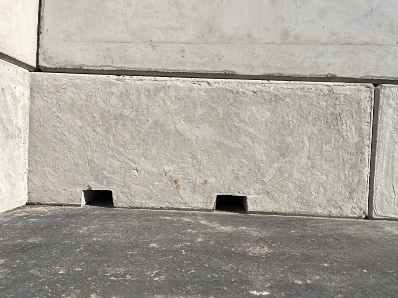 Betonblockstein mit Staplertaschen 180 x 60 x 60 cm